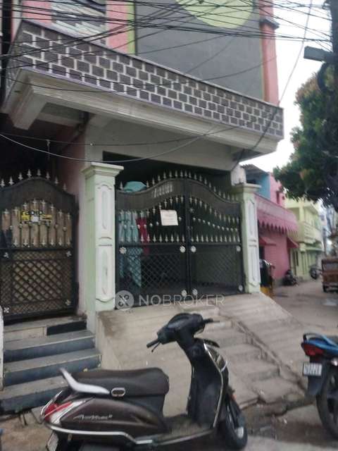 4+ BHK Flat For Sale  In Amberpet