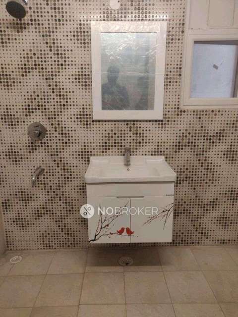 2 BHK Flat In Elite Golf Greens For Sale  In Sector 79