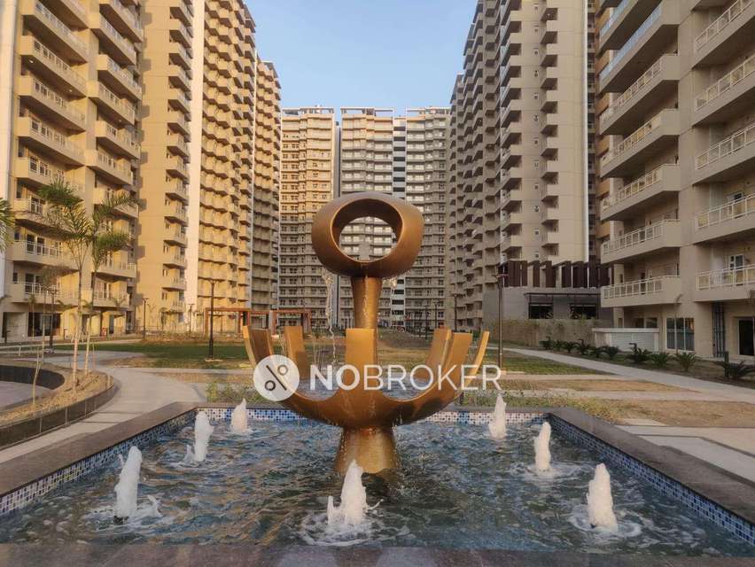 2 BHK Flat In Elite Golf Greens For Sale  In Sector 79