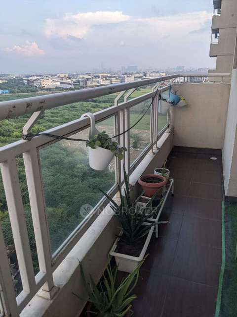 2 BHK Flat In Elite Golf Greens For Sale  In Sector 79