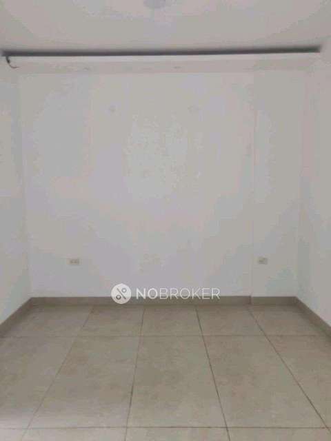 2 BHK Flat In Elite Golf Greens For Sale  In Sector 79