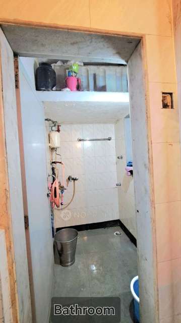 1 RK Flat In Ekta Society For Sale  In Mulund East