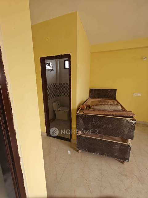 1 RK Flat for Rent  In Sector 17