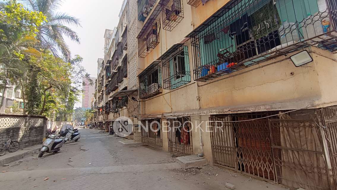 2 BHK Flat In Laxmi Park For Sale  In  Mira Bhayandar