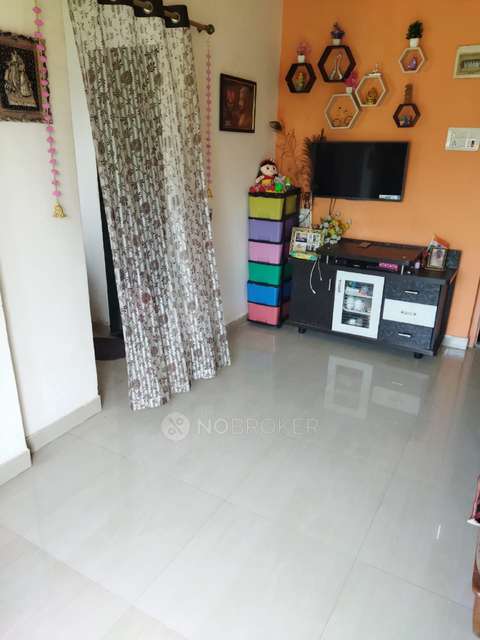 1 BHK Flat In Nirmiti Aprtment Kalumdre For Sale  In Panvel