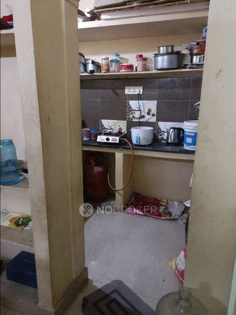 1 BHK Flat In Standalone Building   for Rent  In Borabanda
