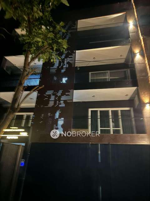 4 BHK Flat In Standalone Building  For Sale  In  Dlf Phase Iv