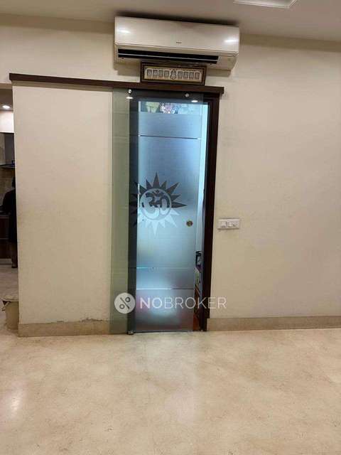4 BHK Flat In Standalone Building  For Sale  In  Dlf Phase Iv