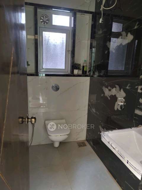 2 BHK Flat In  Green Acres For Sale  In Malad East