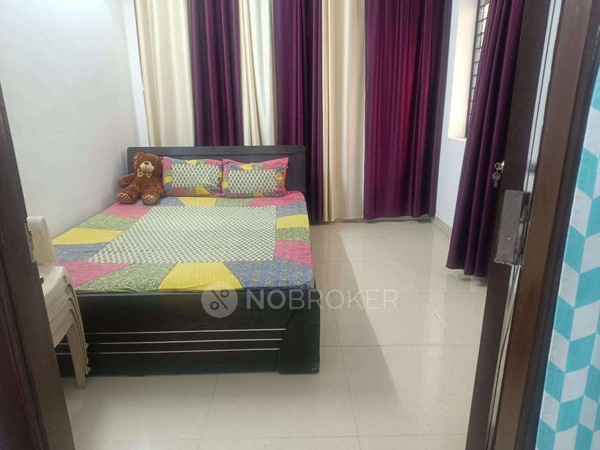 2 BHK Flat In Pavithra Enclave For Sale  In Manikonda