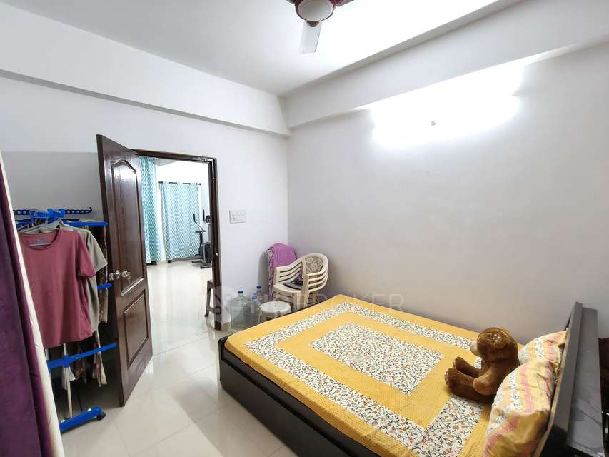2 BHK Flat In Pavithra Enclave For Sale  In Manikonda