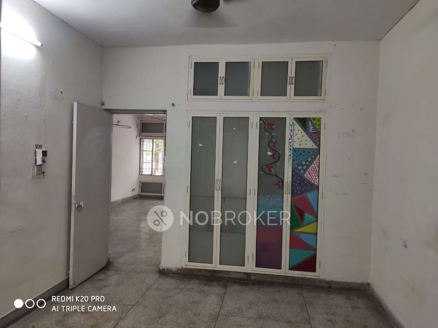 2 BHK Flat In Apartment for Rent  In Vasant Kunj