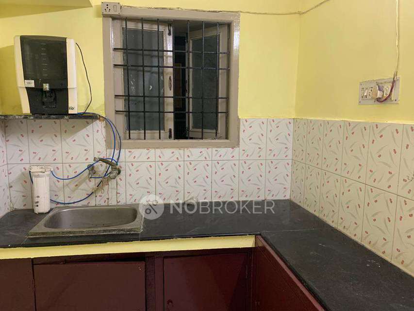 3 BHK Flat In Raghavendra Apartments for Rent  In Velachery