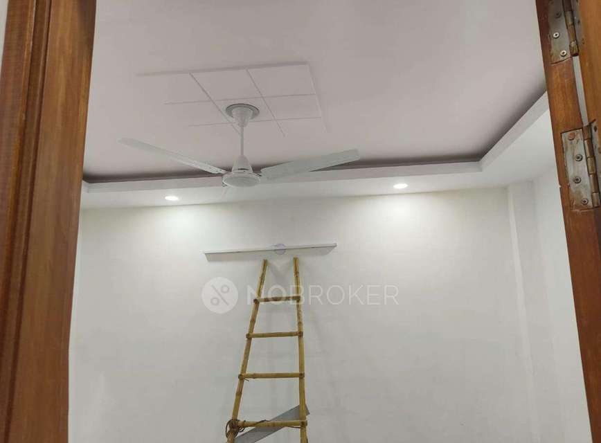 1 BHK Flat For Sale  In Arjun Nagar 