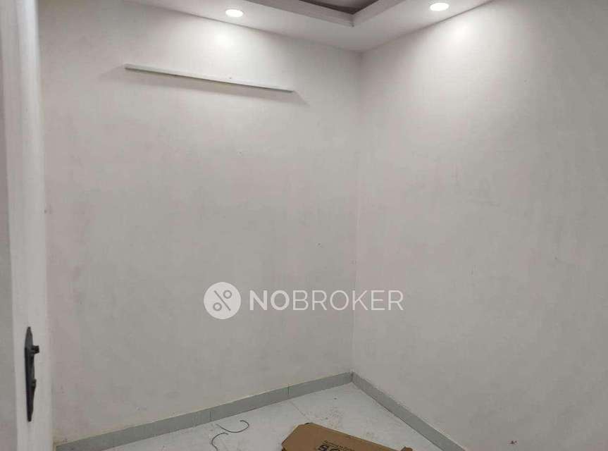 1 BHK Flat For Sale  In Arjun Nagar 