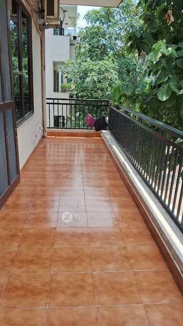 PG for Girls in Sector 15