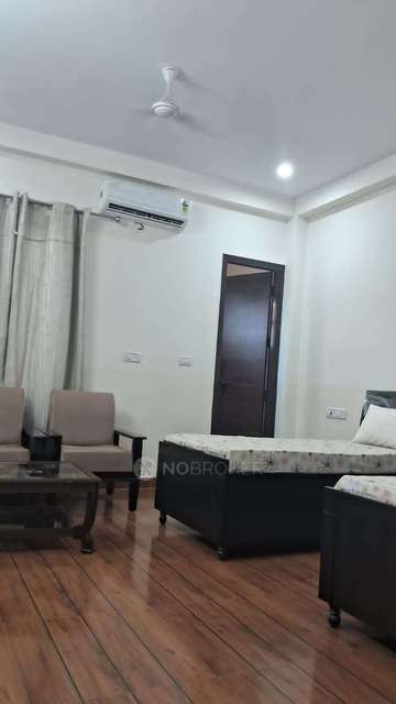 PG for Girls in Sector 15