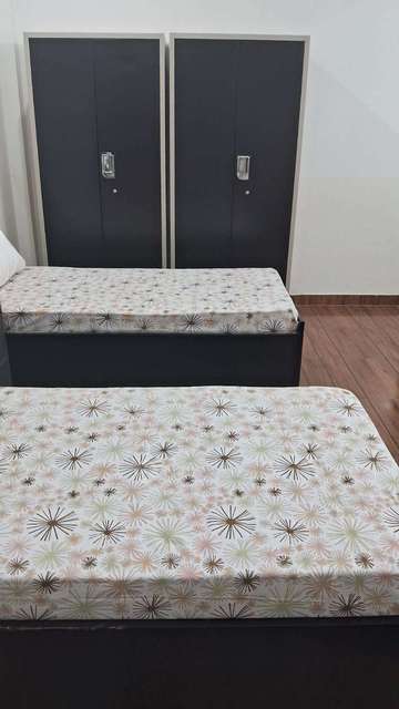 PG for Girls in Sector 15