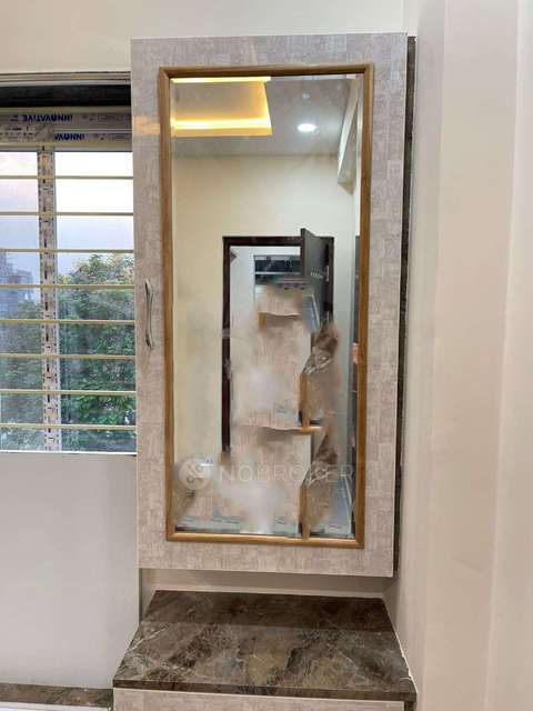 2 BHK Flat In Madhava Hills Phase 2 For Sale  In Kondapur