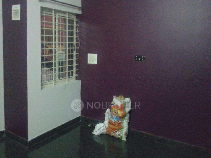 2 BHK Flat In Standalone Building  for Rent  In Koramangala