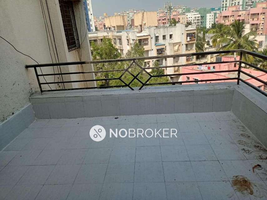 2 BHK Flat In Shanti Niketan For Sale  In Hadapsar