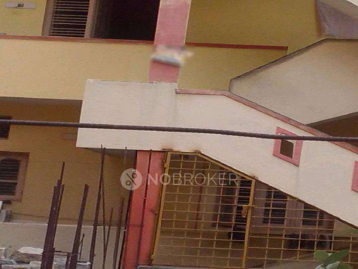 1 BHK Flat In Standalone Building  for Rent  In Kamakshipalya