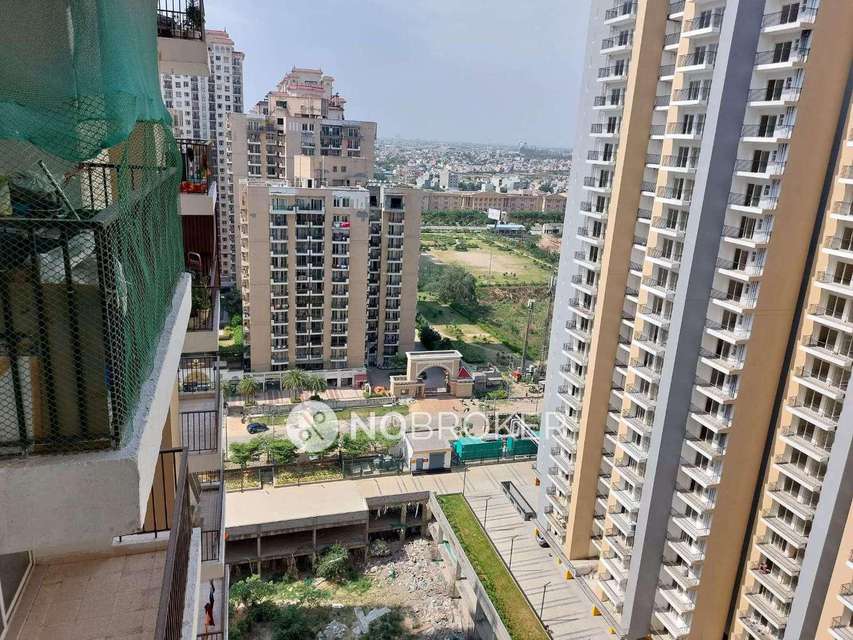 3 BHK Flat In Pansheel Greens  2 For Sale  In Sector 16b