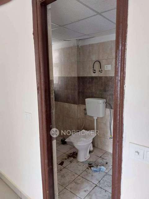 3 BHK Flat In Pansheel Greens  2 For Sale  In Sector 16b