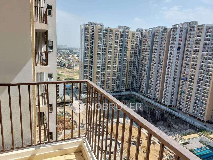 3 BHK Flat In Pansheel Greens  2 For Sale  In Sector 16b