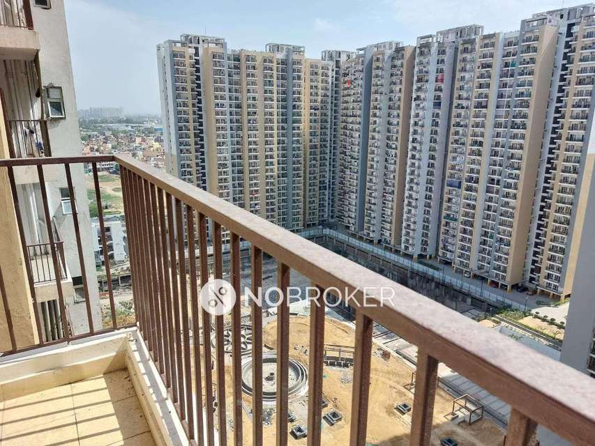 3 BHK Flat In Pansheel Greens  2 For Sale  In Sector 16b