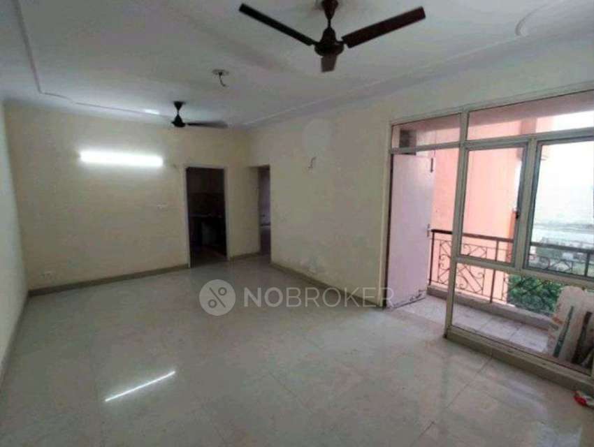 2 BHK Flat In Parsvnath Sterling  for Rent  In Parsvnath Sterling Tower-1