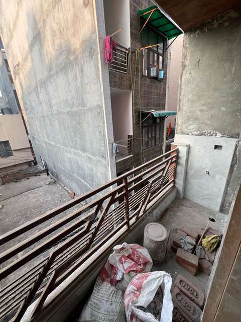 2 BHK Flat For Sale  In Uttam Nagar