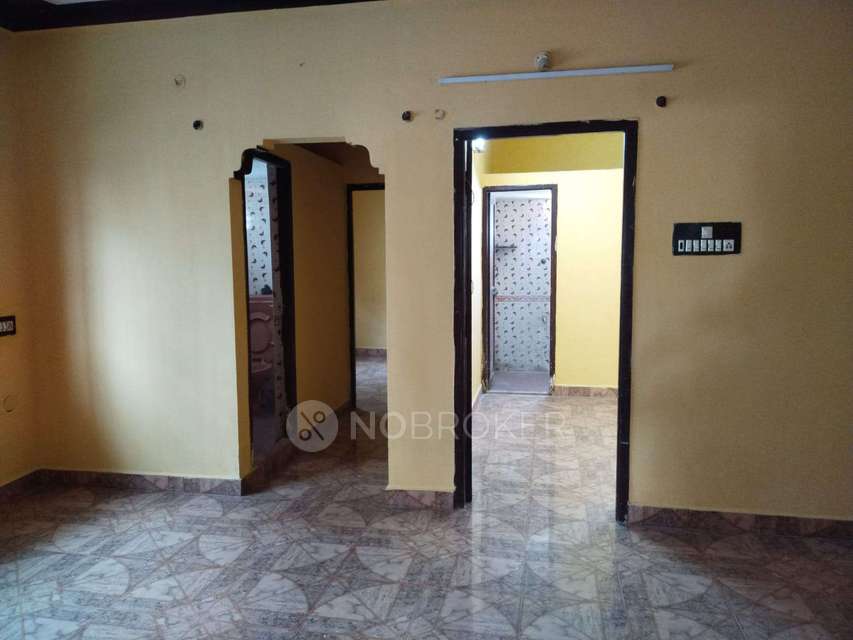 2 BHK House for Rent  In Thirumullaivoyal