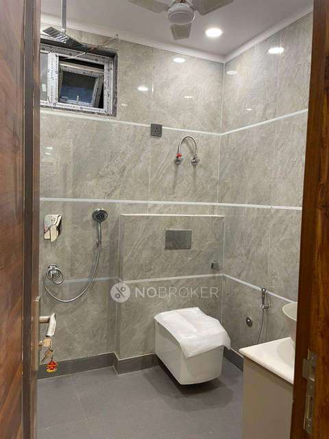 3 BHK Flat In Standalone Builidng  For Sale  In Mahendru Enclave