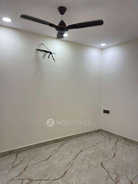 3 BHK Flat In Standalone Builidng  For Sale  In Mahendru Enclave