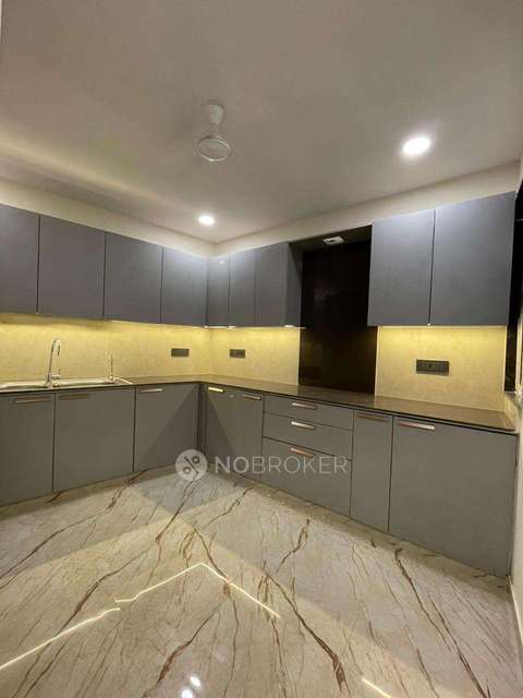 3 BHK Flat In Standalone Builidng  For Sale  In Mahendru Enclave