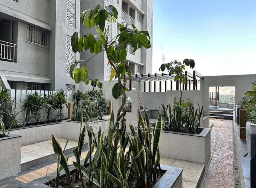 2 BHK Flat In Panama Park for Rent  In Lohegaon