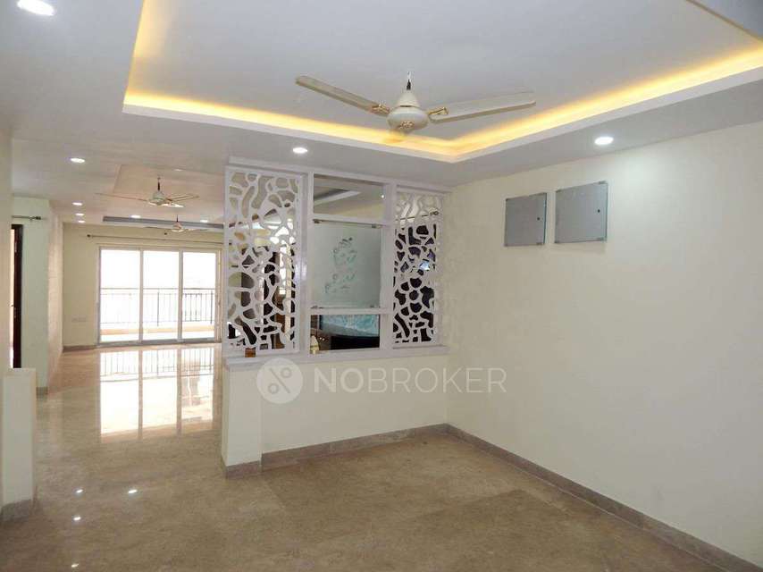 3 BHK Flat In Aditya Empress Towers For Sale  In Shaikpet