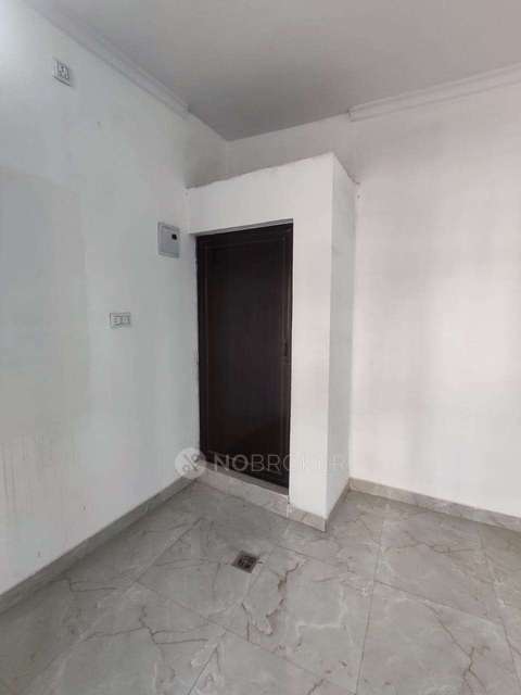 Shop in New Gandhi Nagar, Ram Nagar, Nehru Nagar Iii, Nehru Nagar, Ghaziabad, Uttar Pradesh 201001, India, Ghaziabad for Rent 