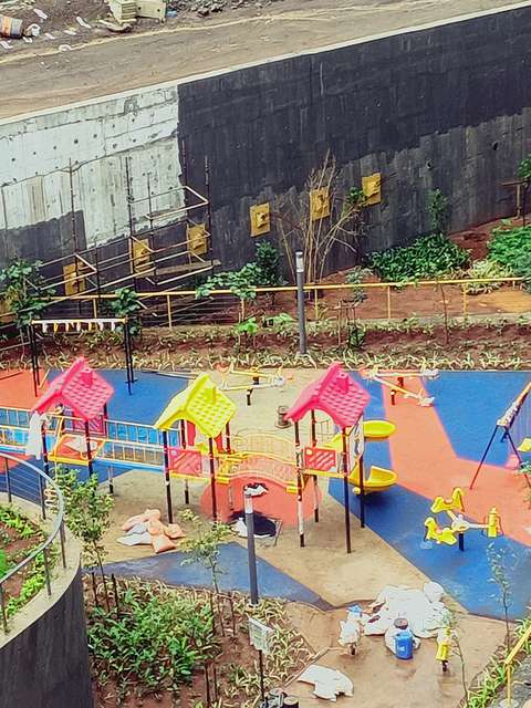 3 BHK Flat In Shapoorji Vanaha For Sale  In Bavdhan