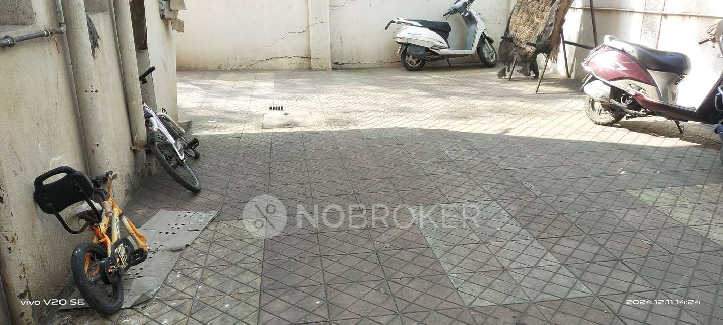 2 BHK Flat In Shreyans Paradise  for Rent  In Hadapsar