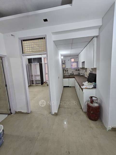 2 BHK Flat In Royal Apartment, Sector 73 For Sale  In Sector 73