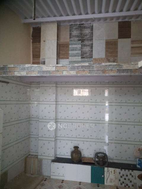 1 RK House For Sale  In Hindustan Chowk