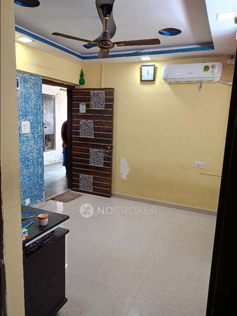 1 BHK Flat In Jai Bhavani Seva Sangh For Sale  In Kandivali West