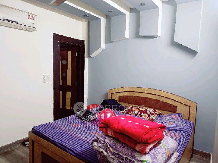 2 BHK Flat For Sale  In Krishna Nagar