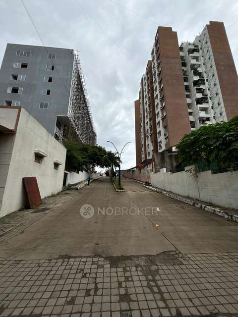 2 BHK Flat In Swaraj Residency Phase 3 For Sale  In  Moshi, Pune