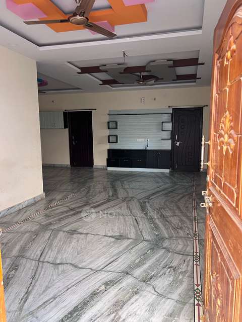 2 BHK Flat for Rent  In Ameenpur