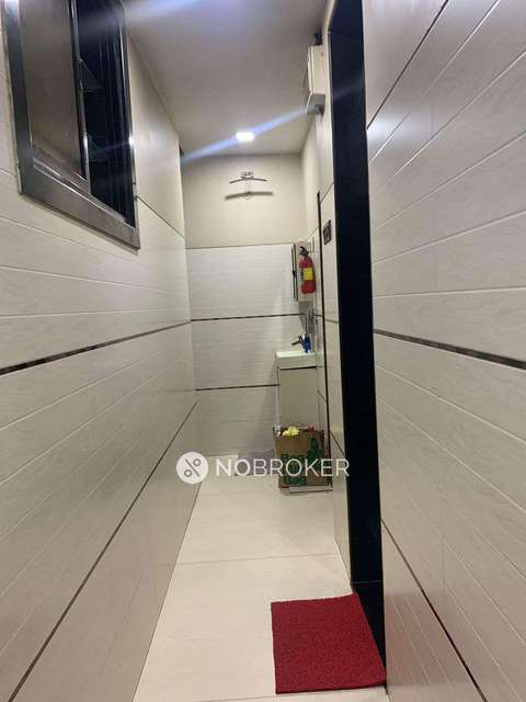 1 BHK Flat In Hind Mansion For Sale  In Mahim 