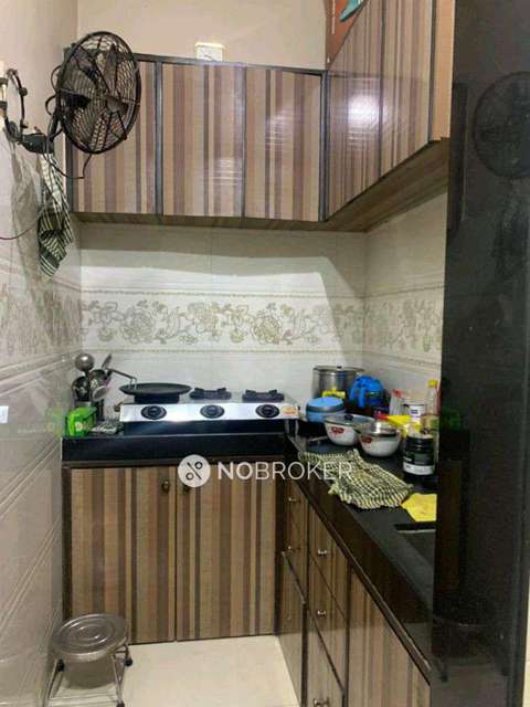 1 BHK Flat In Hind Mansion For Sale  In Mahim 