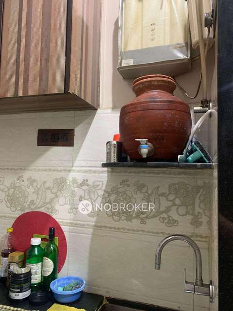 1 BHK Flat In Hind Mansion For Sale  In Mahim 